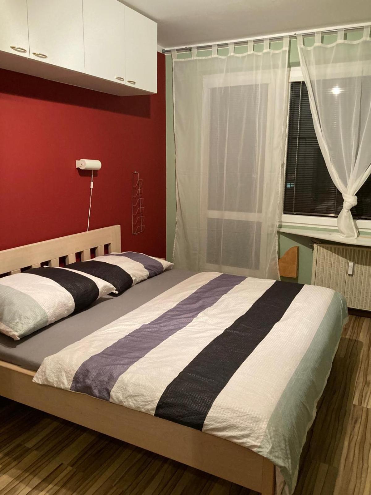 Apartman Hodonin 7 7 7 2 3 4 1 9 4 Zewnętrze zdjęcie